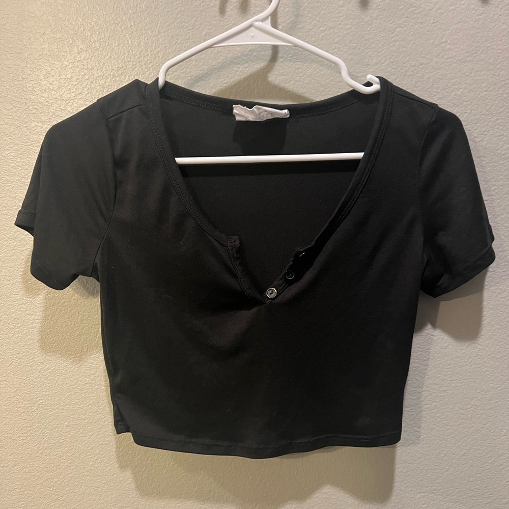 Button up baby tee!